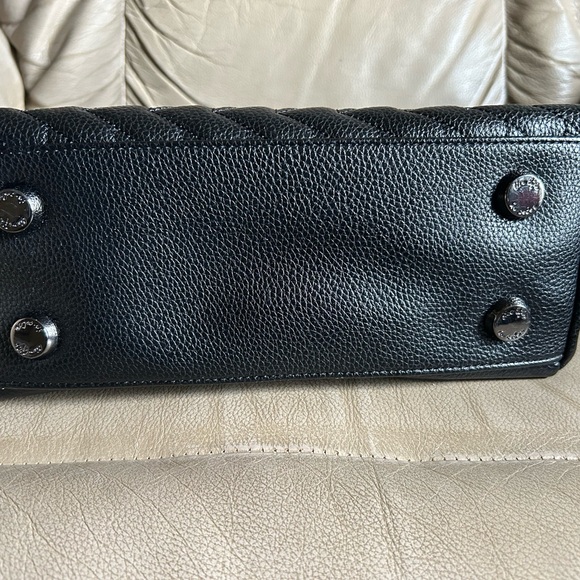 Lug Charter Classic Vegan Leather Convertible Tote Bag Black - Picture 6 of 13